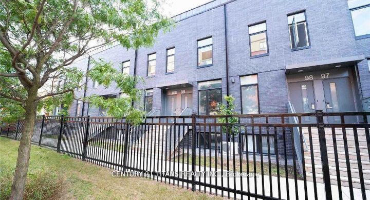 Property Photo: 1780 Simcoe Street N 98 ON L1G 0C3
