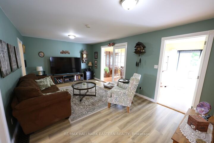 Property Photo: 14 Alfred Street W ON K0L 1Z0