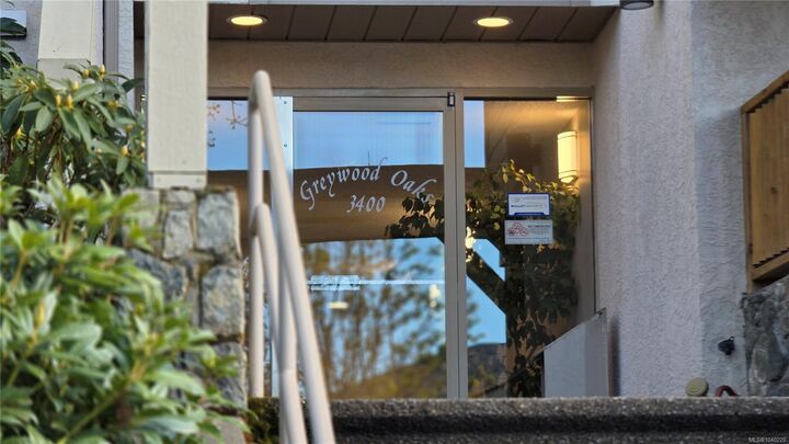 Property Photo:  3400 Quadra St #101  BC V8X 1G6 