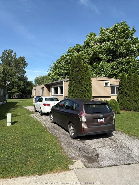 Property Photo: 101 Dana ON N8M 1Z9