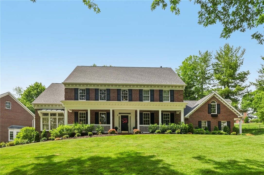 Property Photo: 2516 Heartwood Dr PA 15241