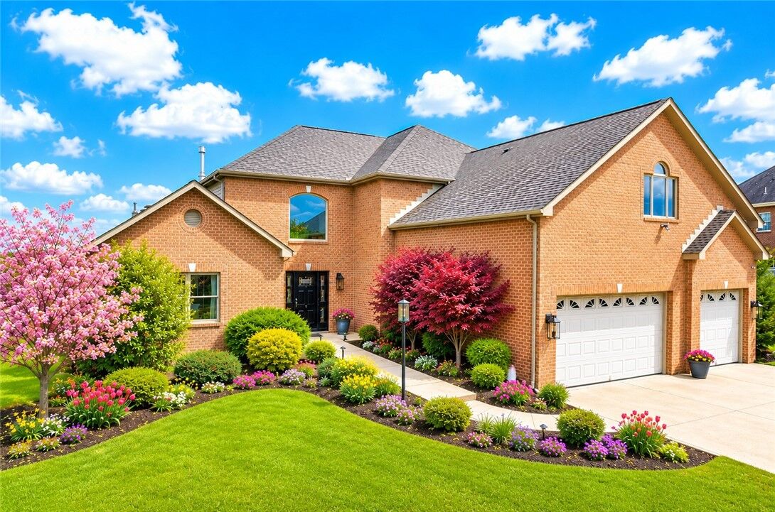 Property Photo: 501 Kingston Circle PA 15367