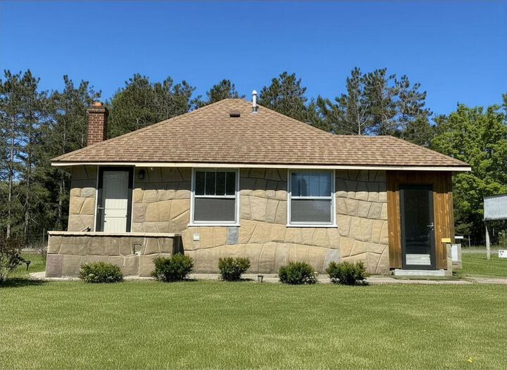 Property Photo: 6325 Paradise Trail MI 49718