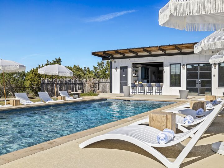Property Photo: 1293 Harmon Hills Road TX 78620