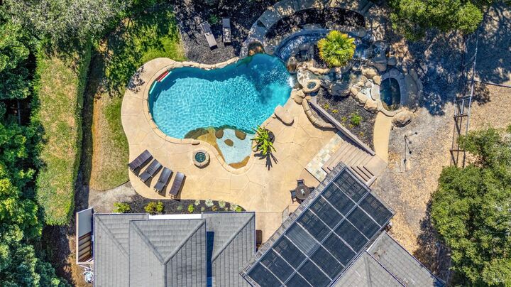 Property Photo: 4012 Polled Hereford Drive CA 95404