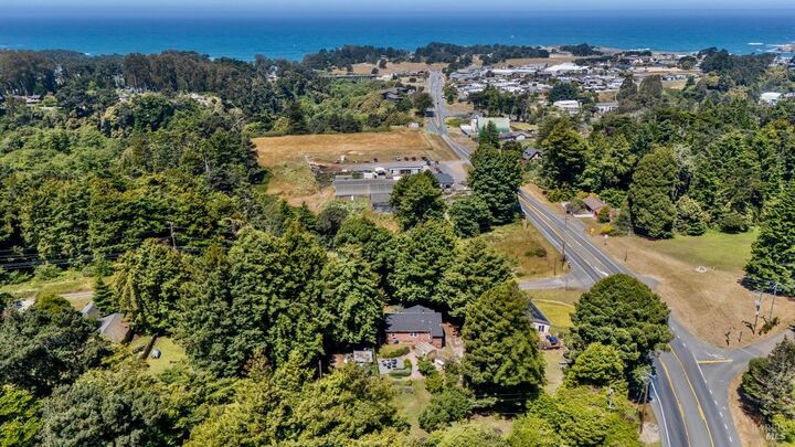 Property Photo: 18961 Symes Lane CA 95437