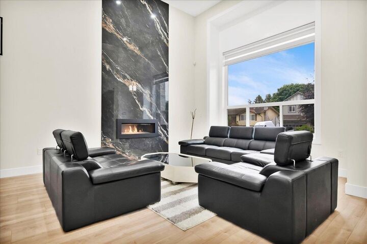 Property Photo: 11927 85A Avenue BC V4C 6V5