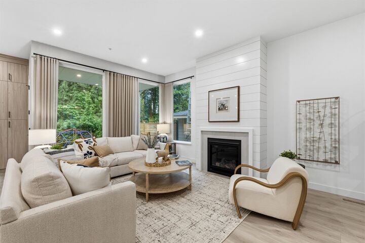 Property Photo: 23352 Seymour Avenue BC V4R 0J7