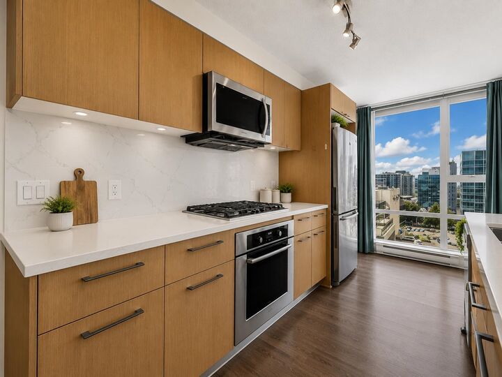 Property Photo: 7988 Ackroyd Road 1501 BC V6X 0K6