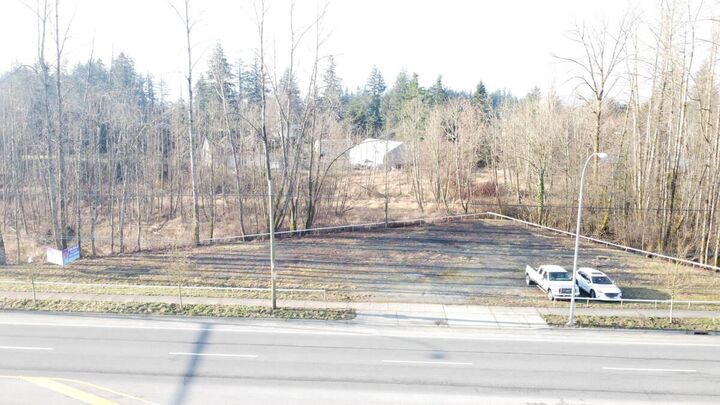 23250 Fraser Highway — photo 1