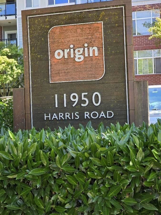 Property Photo:  11950 Harris Rd 417  BC V3Y 0B7 