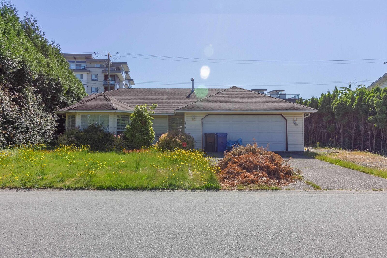 Property Photo: 1524 Kimberley Street BC V2S 8B2