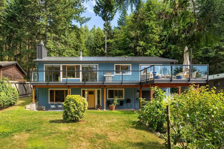 Property Photo: 1569 Whitesails Drive BC V0N 1G2