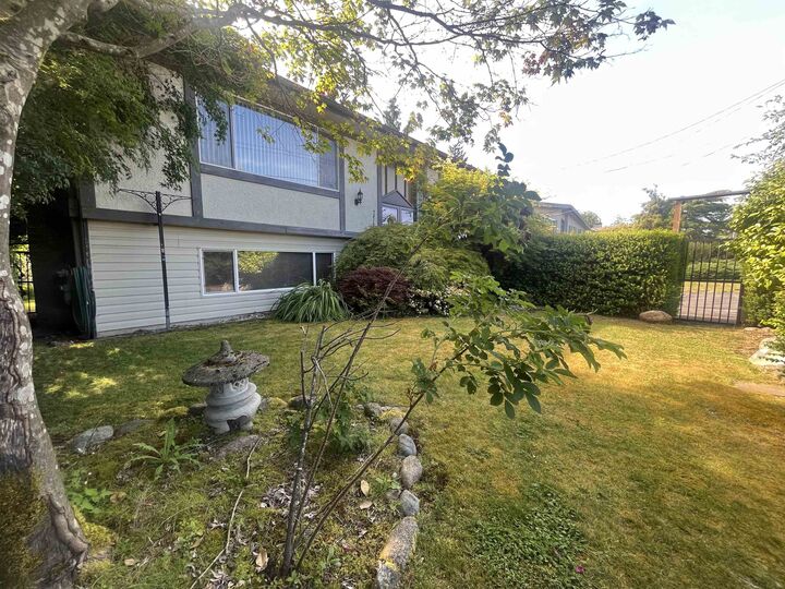 Property Photo: 7319 116A Street BC V4C 5X4