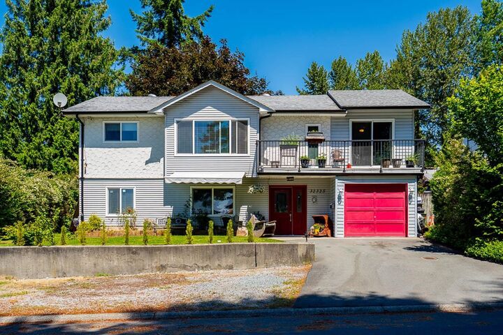 Property Photo:  32325 Ptarmigan Drive  BC V2V 5K3 