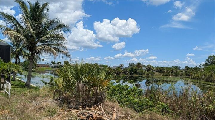 Property Photo: 1226 NE 40th St FL 33909