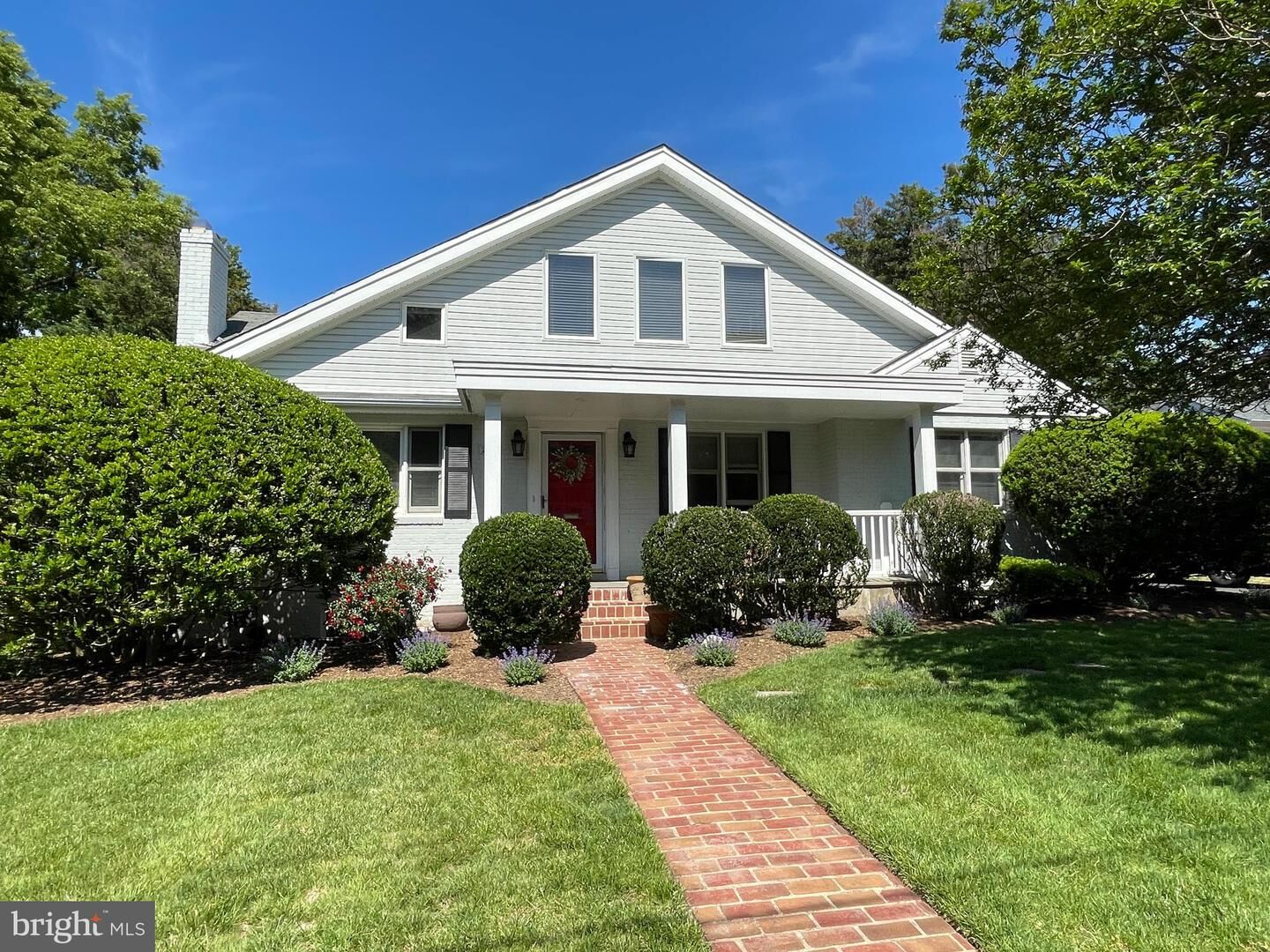 Property Photo:  2809 N Underwood Street  VA 22213 