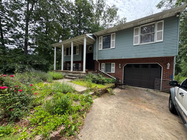 Property Photo:  2470 Grant Avenue  NJ 08094 