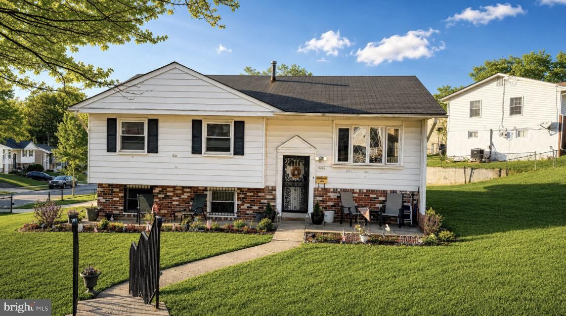Property Photo: 6816 Pepper Street MD 20743