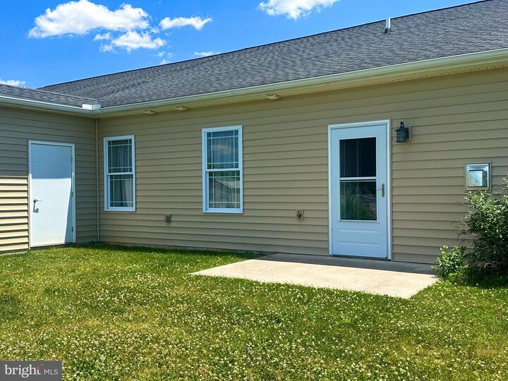 Property Photo: 103 Blackbird Ln PA 17257