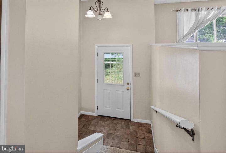 Property Photo:  807 Lancelot Avenue  PA 17055 