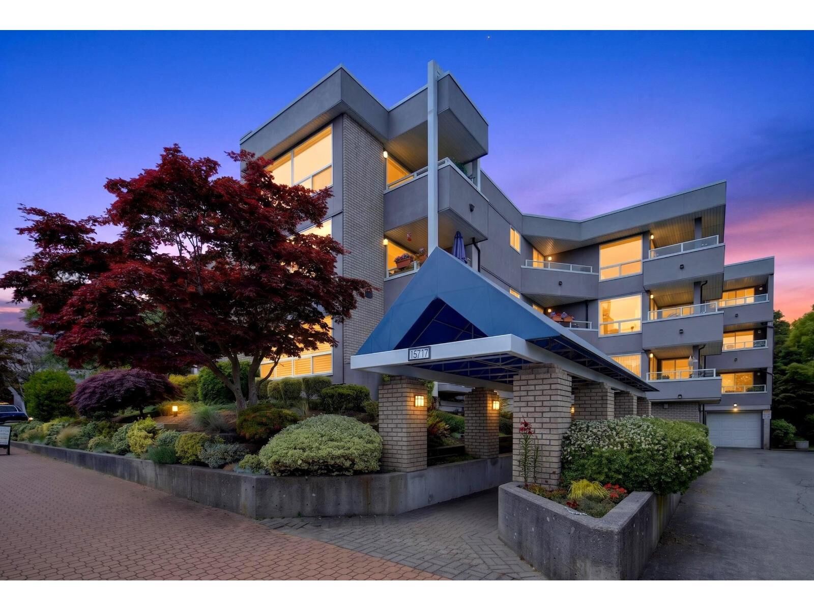 Property Photo:  15717 Marine Drive 202  BC V4B 1E4 