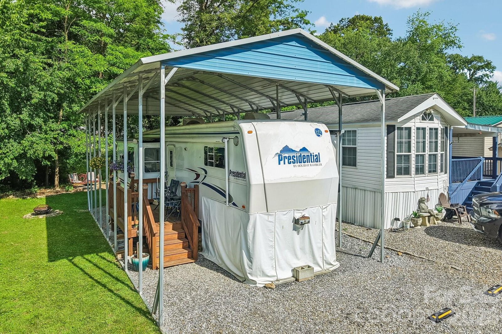 Property Photo:  109 Pike Point 203  NC 28785 