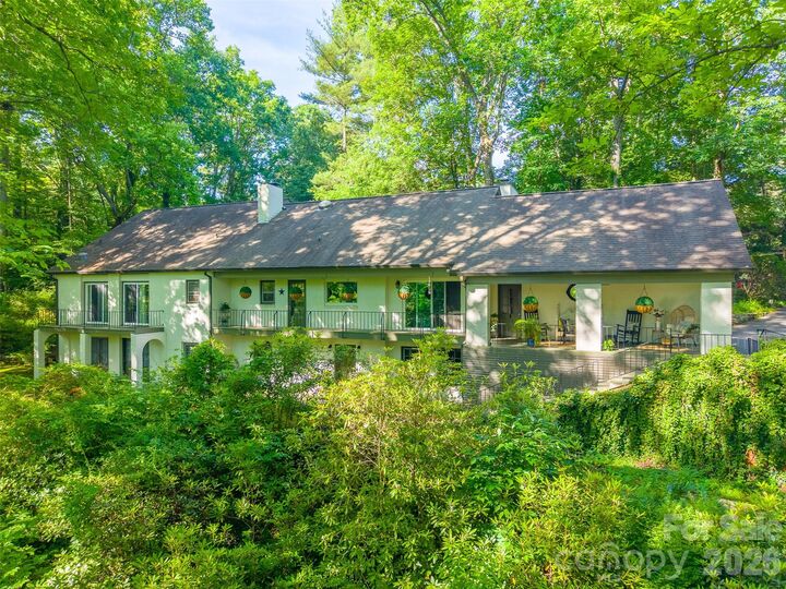 Property Photo:  77 Oakwood Lane  NC 28779 