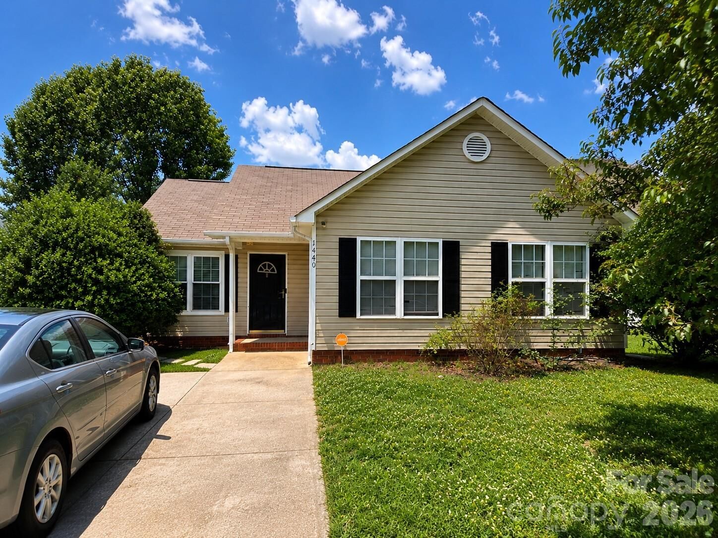 Property Photo:  1440 Bells Knox Road  NC 28214 