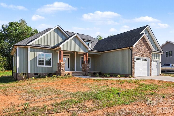 Property Photo:  402 Dorothy Drive  NC 28023 