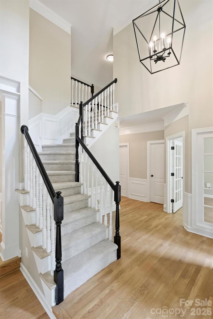 Property Photo:  5317 Fairvista Drive  NC 28269 