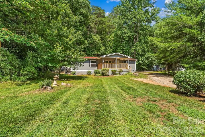 Property Photo:  771 Hoppy Tom Hollow Road  NC 28752 