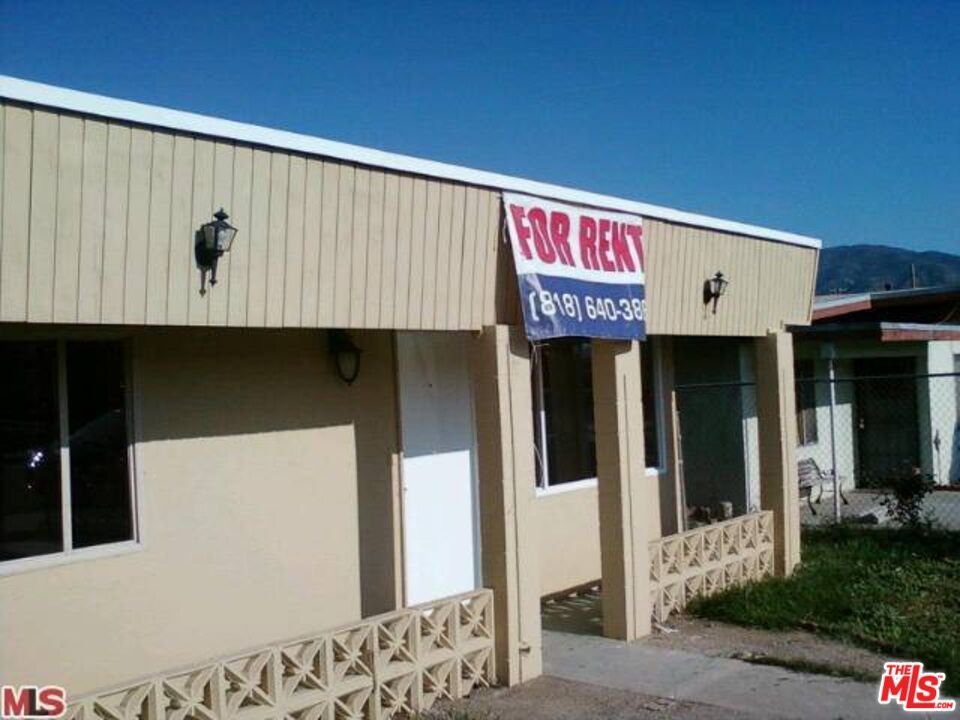 Property Photo: 310 N Cherry St CA 92220