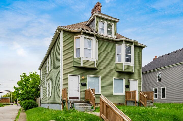 Property Photo:  368 N Garfield Avenue  OH 43203 
