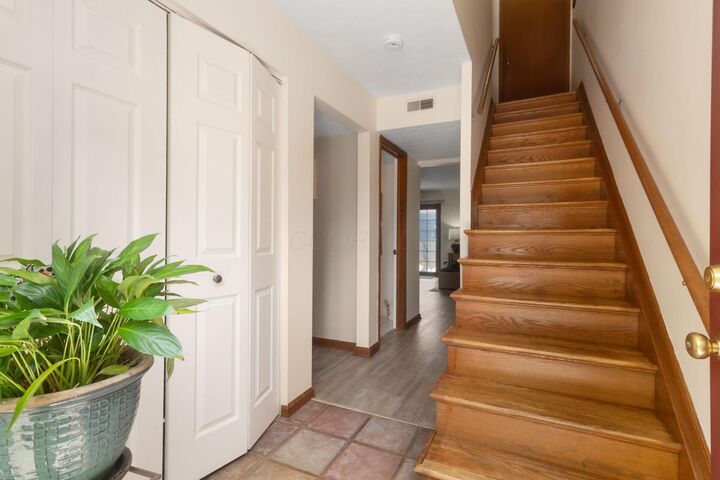 Property Photo:  3108 Arlingtowne Lane  OH 43221 