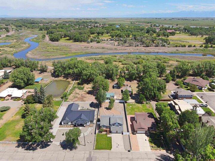 Property Photo: 1109 Lincoln Street CO 81101