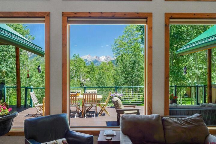 Property Photo:  160 Winterhawk Drive  CO 81301 