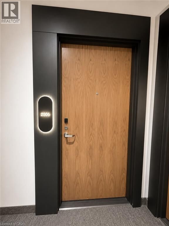 Property Photo:  25 Wellington Street South 2806  ON N2G 0G5 