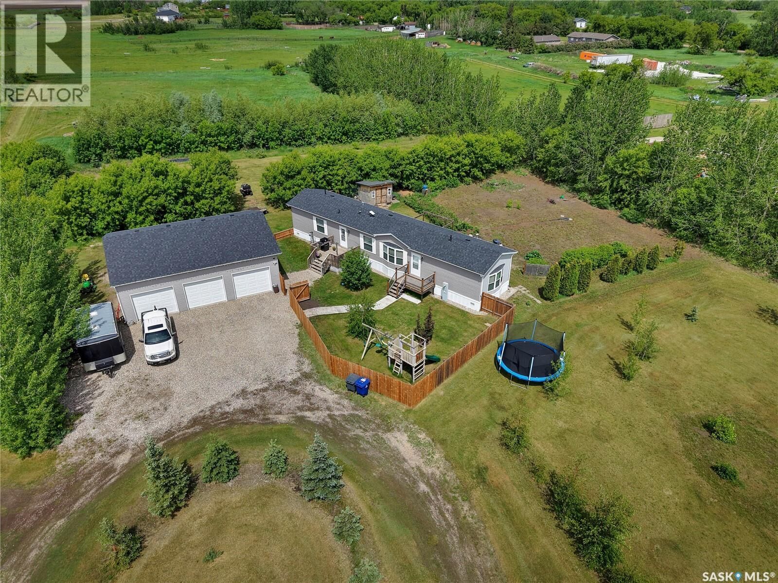 Property Photo: 321 Blumenthal Access Rd SK S0K 1X0