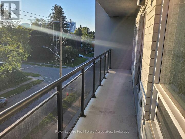 Property Photo:  275 Larch Street F-306  ON N2L 3R2 