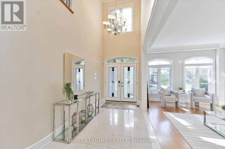 Property Photo: 154 Charlton Boulevard ON M2R 2J1