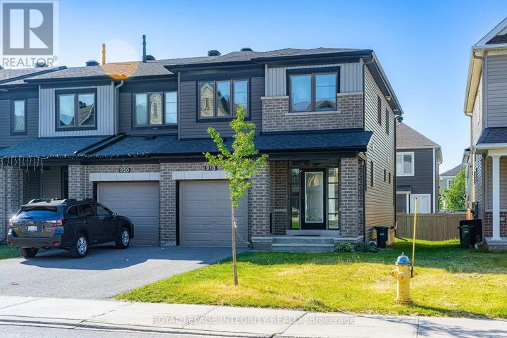 Property Photo: 918 Kilbirnie Drive ON K2J 6G2