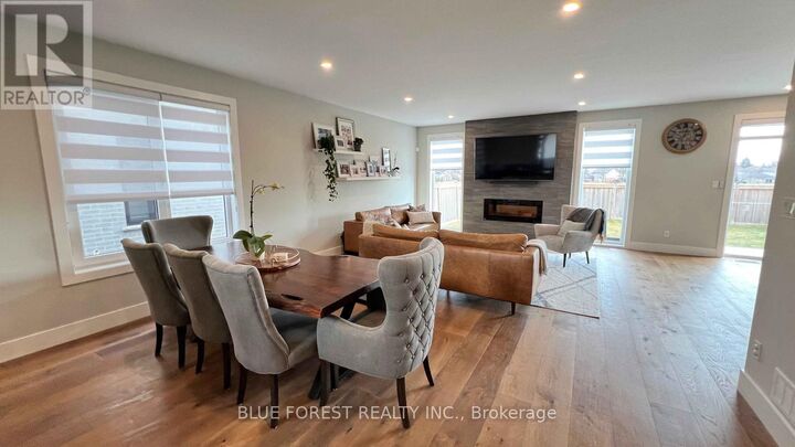 Property Photo:  2273 Bakervilla Avenue  ON N6P 0E7 