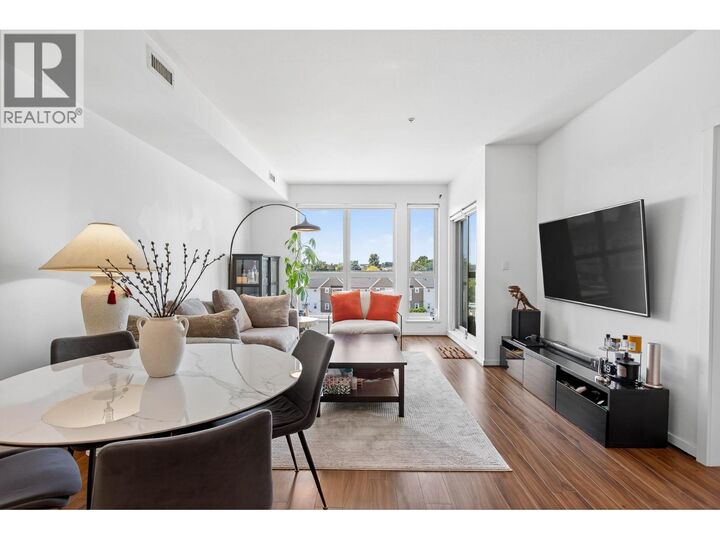 Property Photo: 4099 Stolberg Street 562 BC V6X 0J4