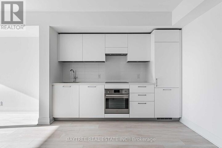 Property Photo: 33 Frederick Todd Way 409 ON M4G 0C9