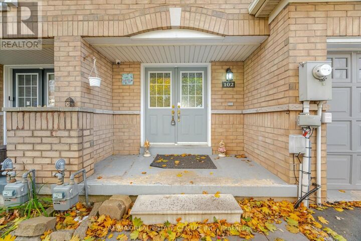 Property Photo:  102 Charcoal Way  ON L6Y 5R9 