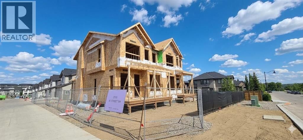 Property Photo:  2242 81st Street Southwest  AB T3H 6M4 