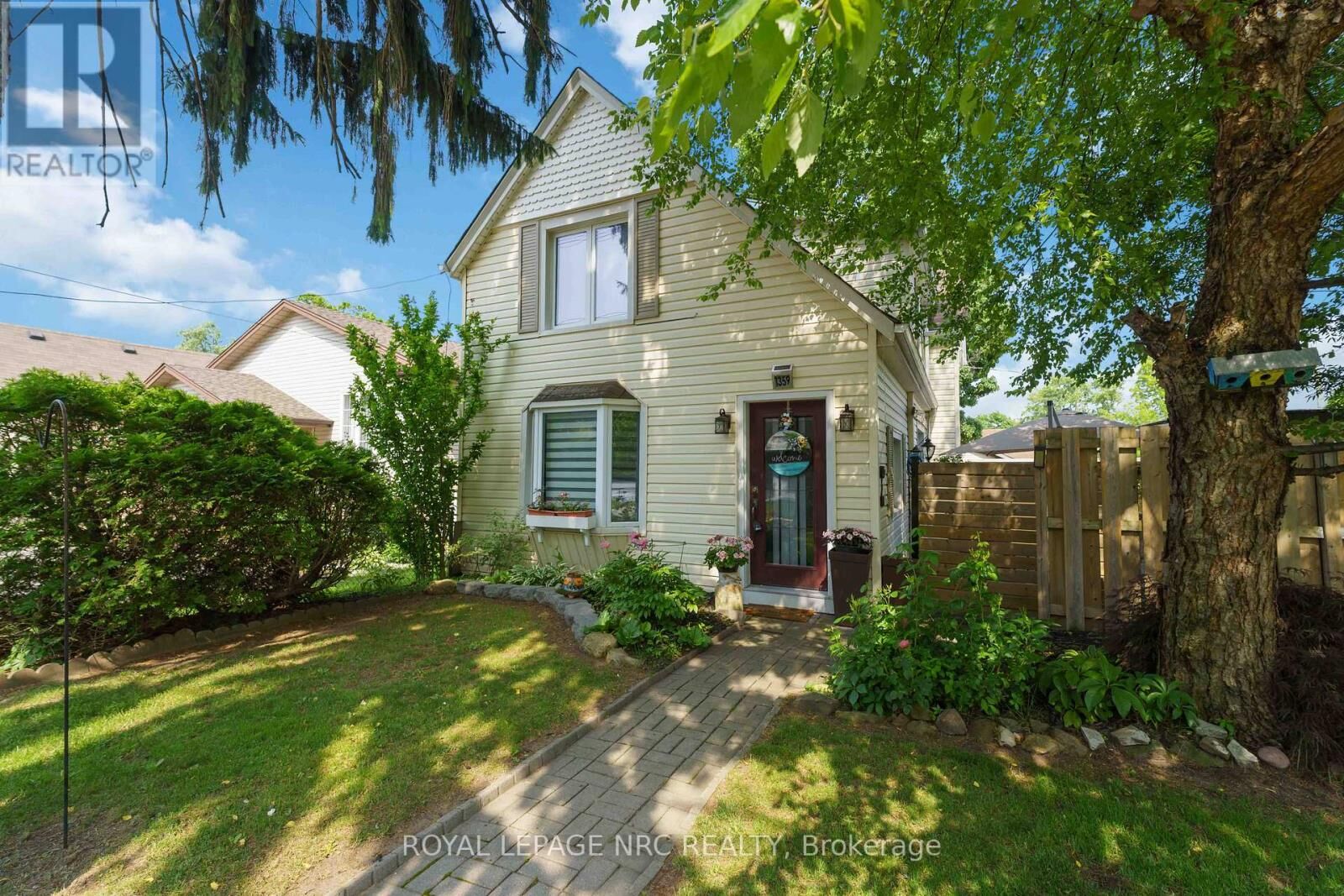 Property Photo:  1359 Pelham Street South  ON L0S 1E0 