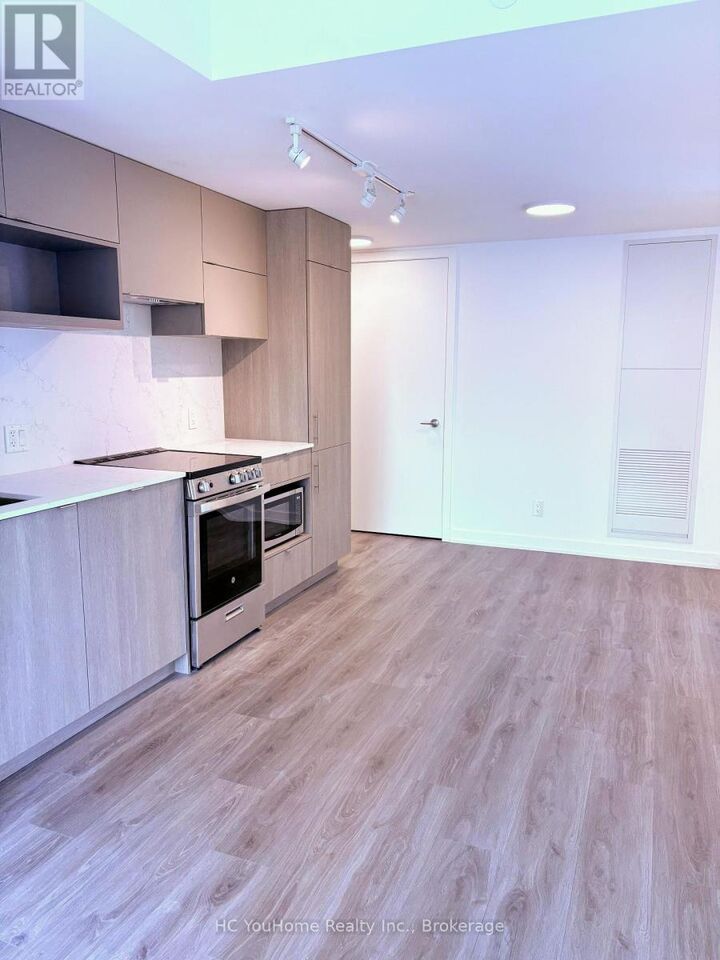 Property Photo:  100 Queen Street East 3310  ON M5C 0B5 