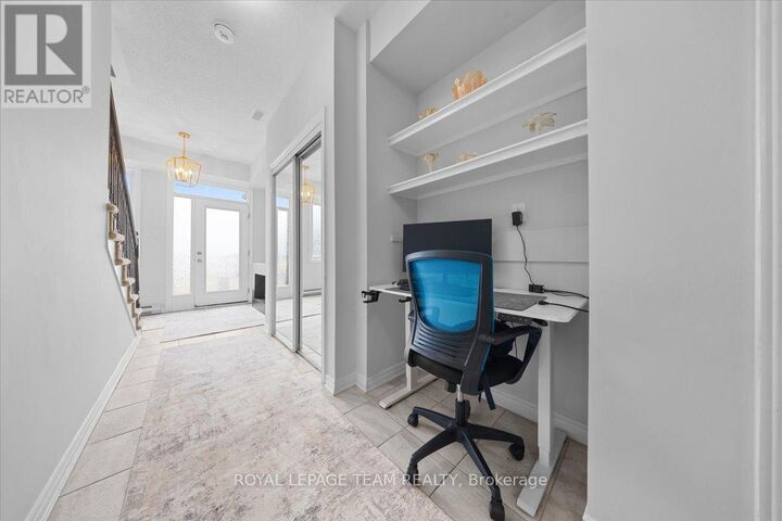 Property Photo:  209 Hibernian Walk  ON K2V 0R6 